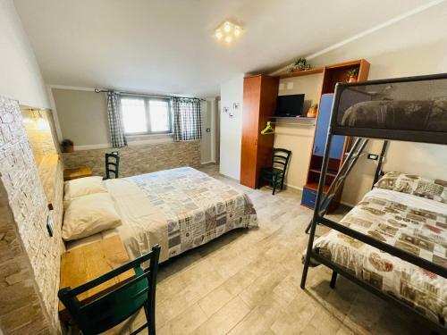 Costa Del Gallo A 4-bed Cottage In Sulmona