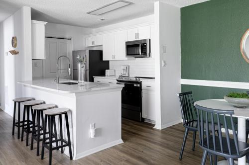 Wanderjaunt - Southpark Commons Apartments