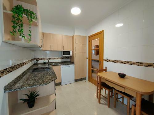 Apartamento �tico Vacacional Con Piscina