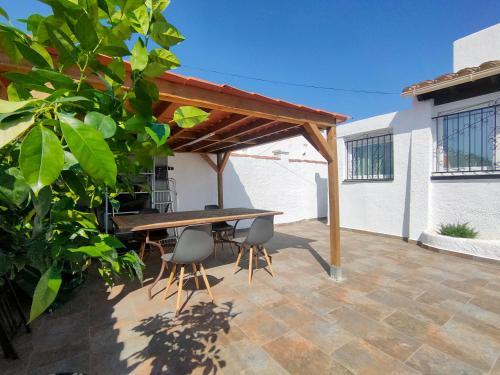 Casa Con Piscina En Empuriabrava - 159