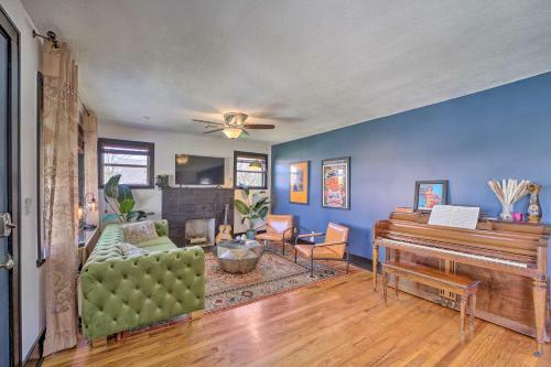 Green Room Amazing Musical Abode In Tulsa!
