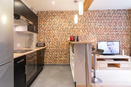 Vieux Lille - Luminous Apartment With Character ! 2pers