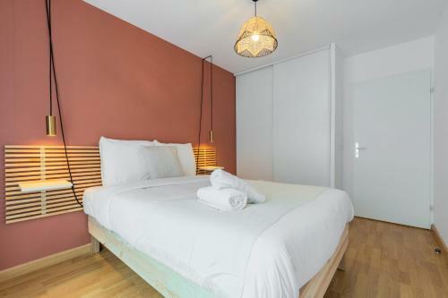 Euratechnologies - Superb Bright Apartment Parking And Balcony !