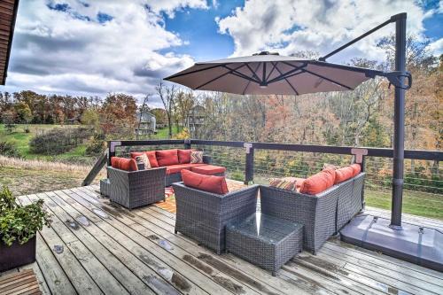 Spacious Sevierville Home With Private Hot Tub!
