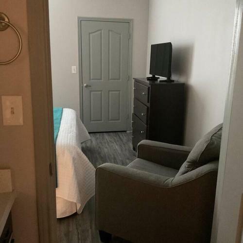 An Amazing 2 Bedroom/2 Full Bath Apartment Unit With Desk