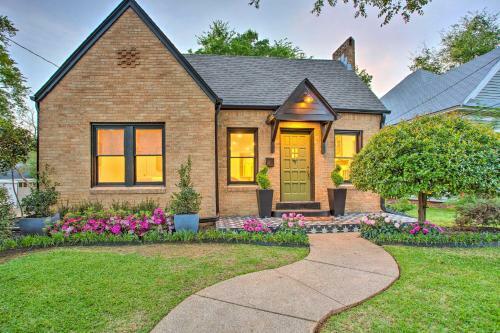 Newly Updated And Charming Azalea District Home