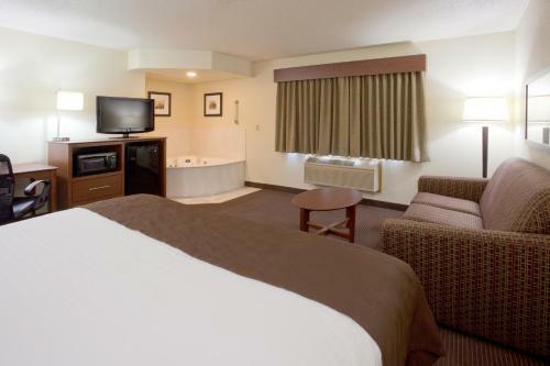 Hotel Americinn Lodge & Suites - Bismarck