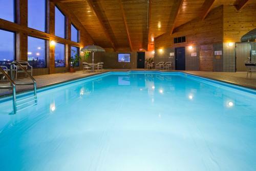 Hotel Americinn Lodge & Suites - Bismarck