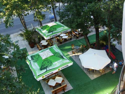 Sunny Paradise Hotel
