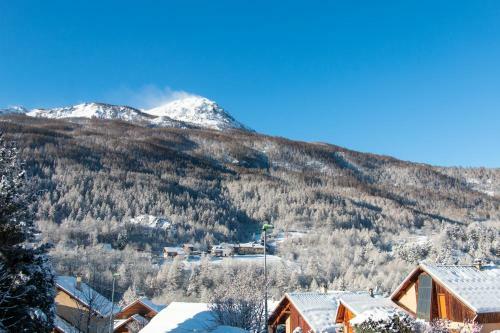 Chalet Premium -acc�s Pied de Piste En Navette