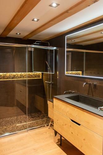 Chalet Premium -acc�s Pied de Piste En Navette