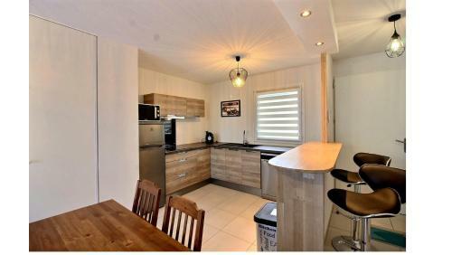 Apartment For 6 People In A Secure Residence