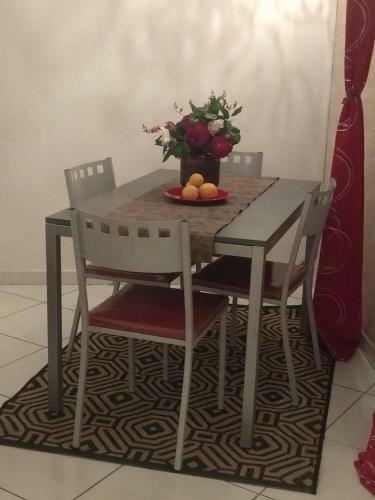Chambre Pinky Elisabeth Proche Paris