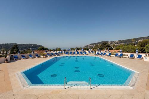 Apartment Avec Piscine En Bord de Mer