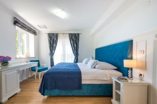 Villa K Dubrovnik - Five Bedroom Villa With Private Sea Access