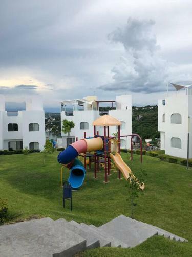 Casa Con Piscina Y Jacuzzi Privados