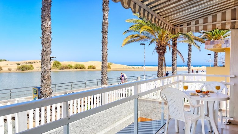 Cocoteros Apartments - Riversun Touristics