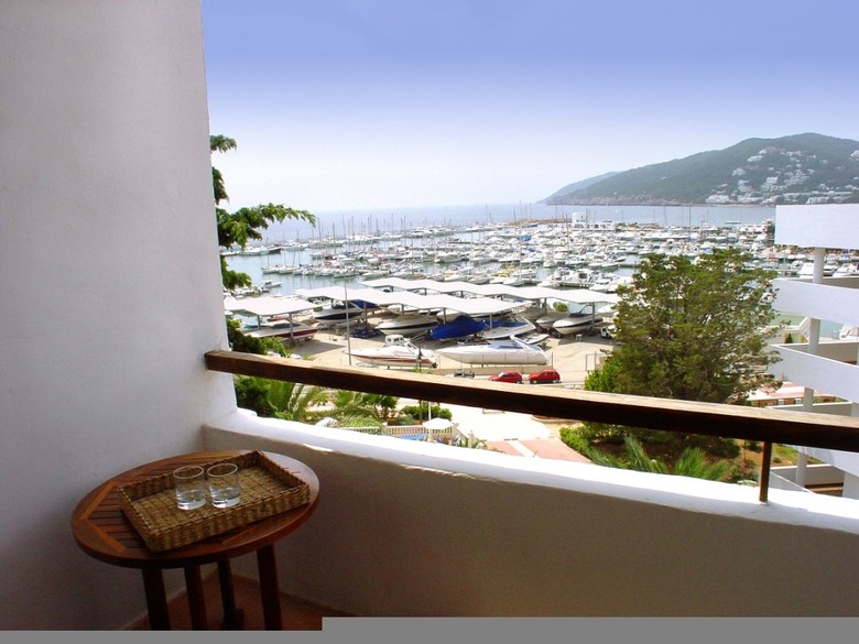 Hotel Tres Torres