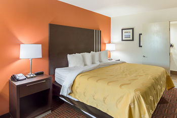 Hotel Quality Inn East