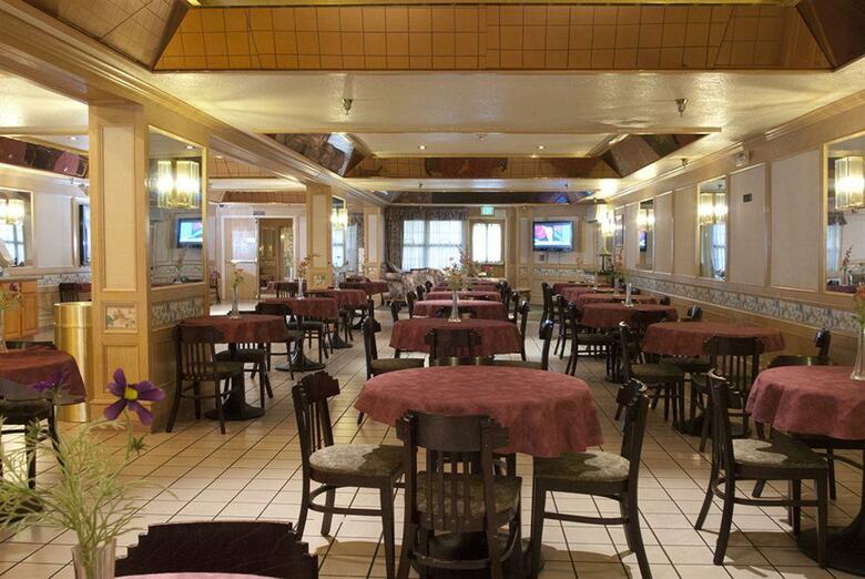 Arena Hotel