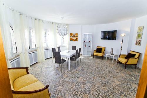Santorini Villa Planet Costa Dorada