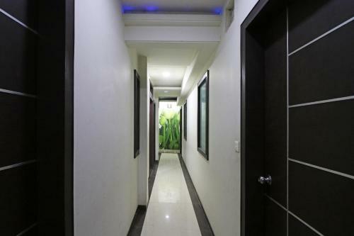 Oyo 10414 Hotel Tushar Residency