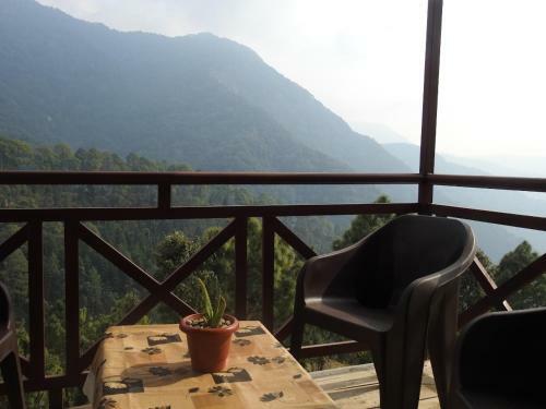 Hotel Sunbird Retreat Resort