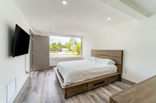 Villa Lake-house Waterfront Lifestyle