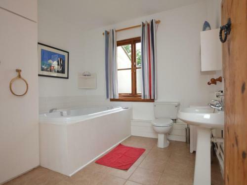 Pass The Keys Peaceful And Spacious 2 Bedroom Holiday Home