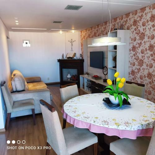 Apartamento Apto Amplo No Centro de S�o Joaquim