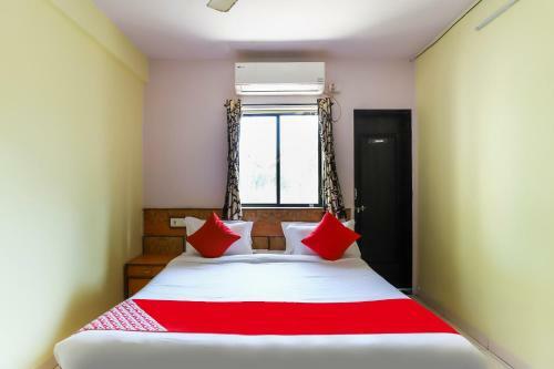 Oyo 62635 Hotel Meghavi