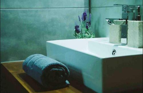 A Hidden Gem In Volos *luxury Home*