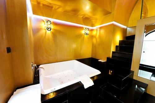 Bed & Breakfast Naucleros Suites