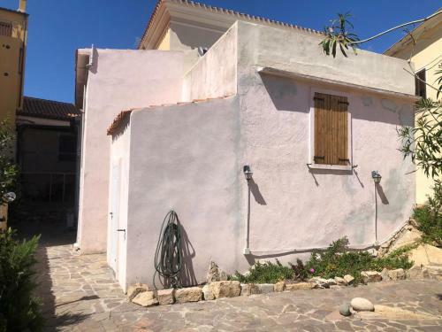 Casa Centro Con Giardino La Maddalena