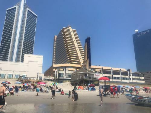 Apartamento Beachfront 2br 3ba Condo By Cozysuites