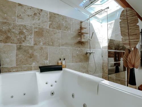 Apartamento Superbe Chambre Romantique Avec Spa Priv�