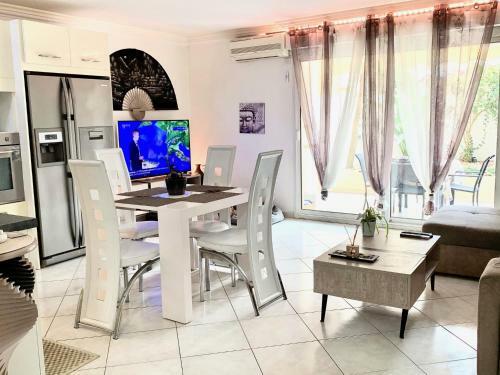 Apartamento Appartement Jacuzzi Et Clim