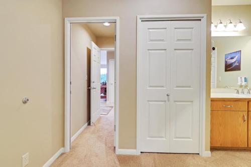 River Ridge 324ab