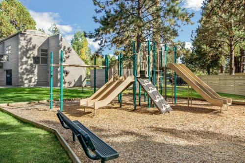River Ridge 432ab