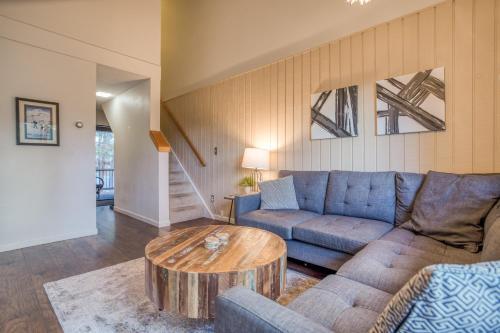 Ski House 214