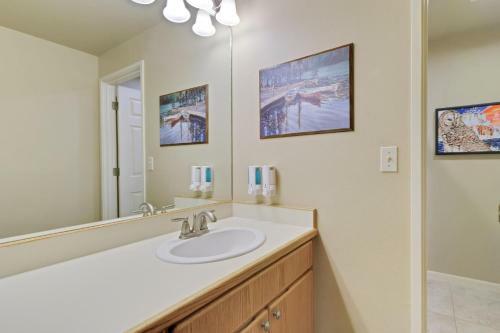 River Ridge 428ab