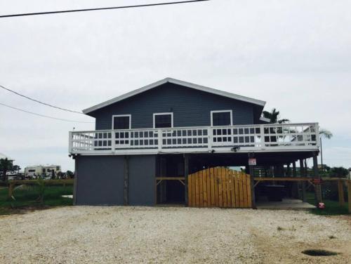 Bayhouse On The Water