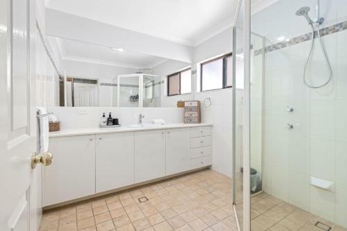 Belle Cottage On March - Cbd - High End Heritage