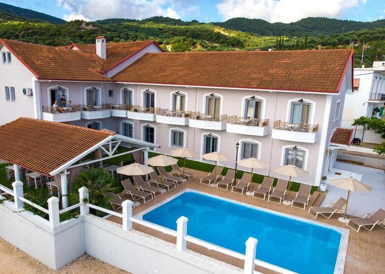 Caretta - Caretta Hotel