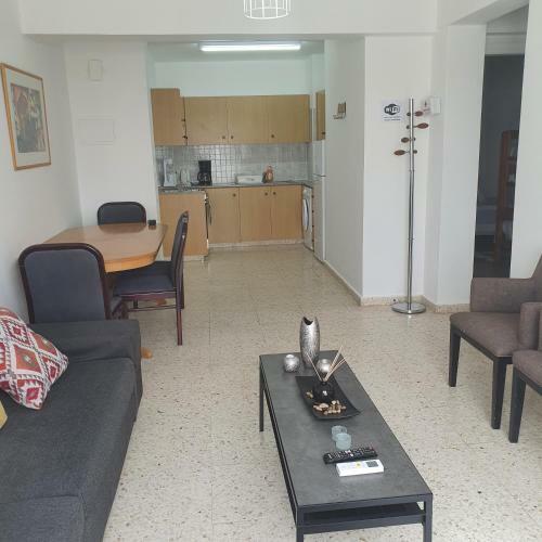 G&e Harbour 21 - Two Bedroom Apartment