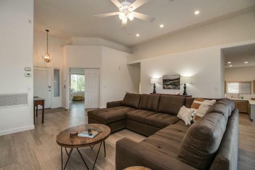 Breathtaking Views And Htd Pool In Fountain Hills