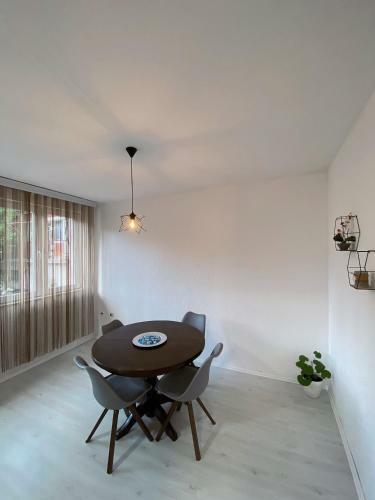 Hotspot Apartments