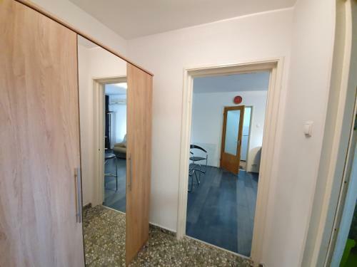 Afi Cotroceni Apartments 2-rooms In Bucharest