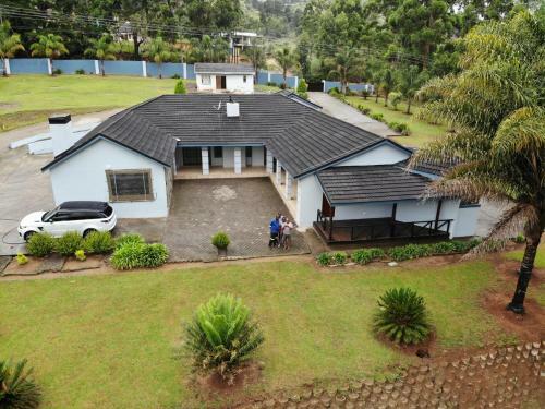 Apartamento Boikhutsong House