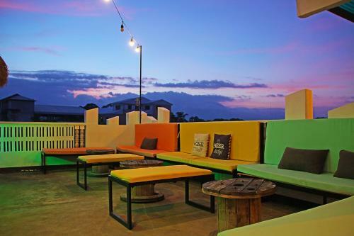 Albergue Antwet Backpacker's Inn & Rooftop Bar